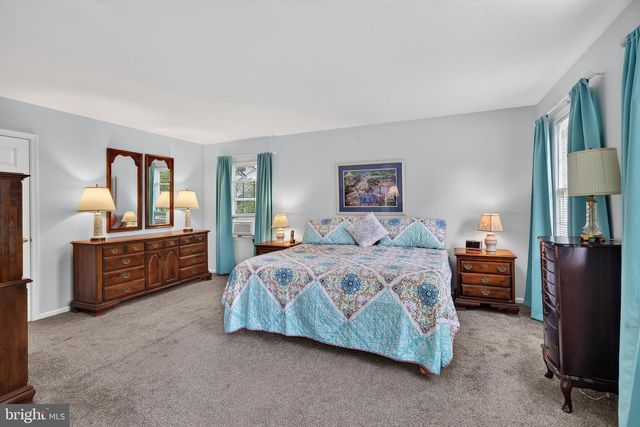 3032 STILL MEADOW DR, Collegeville, PA 19426