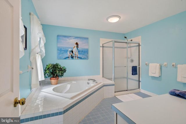 3032 STILL MEADOW DR, Collegeville, PA 19426