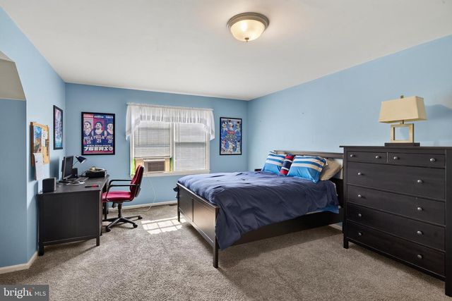 3032 STILL MEADOW DR, Collegeville, PA 19426