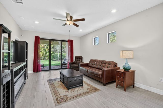 9115 Passiflora Way, Boca Raton, FL 33428