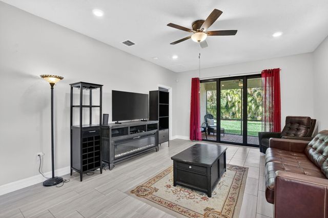 9115 Passiflora Way, Boca Raton, FL 33428