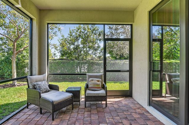 9115 Passiflora Way, Boca Raton, FL 33428