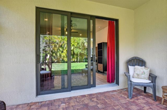 9115 Passiflora Way, Boca Raton, FL 33428