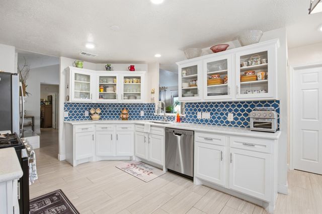 3451 Golders Green Drive, Houston, TX 77082