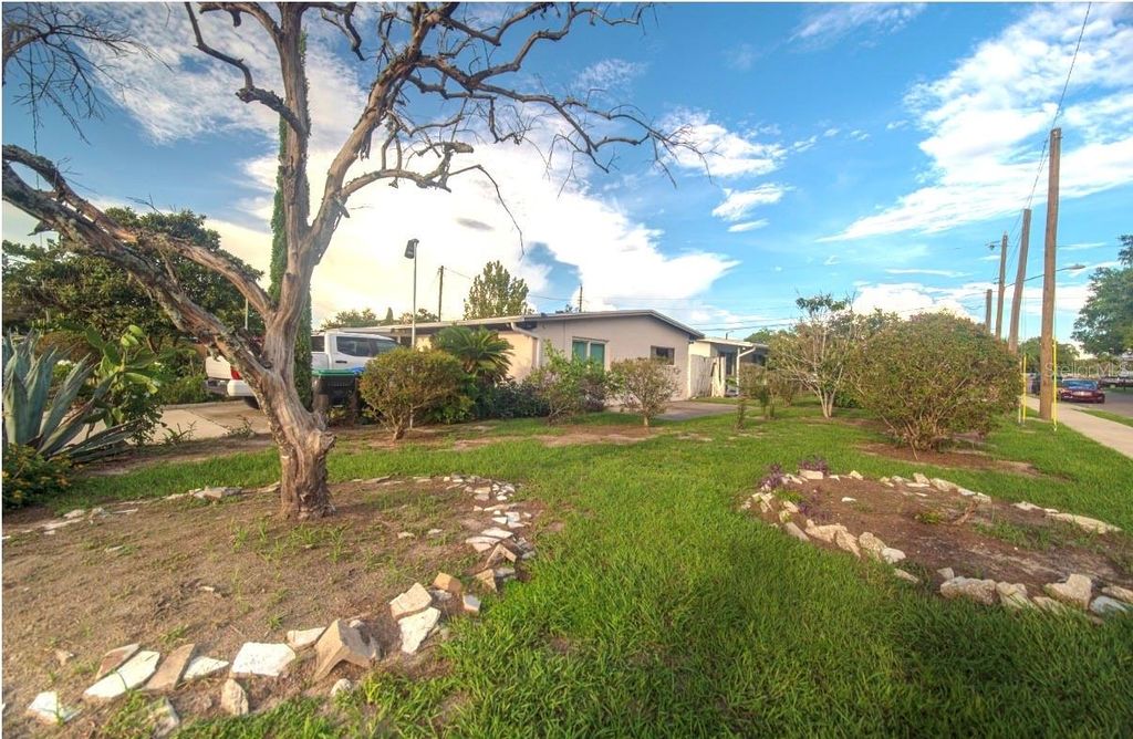 Image 18 of property listing at 6401 RAMIR ROAD, Orlando, FL 32810