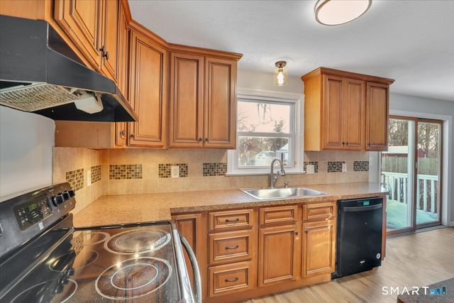 691 Baldwin Avenue, Meriden, CT 06450