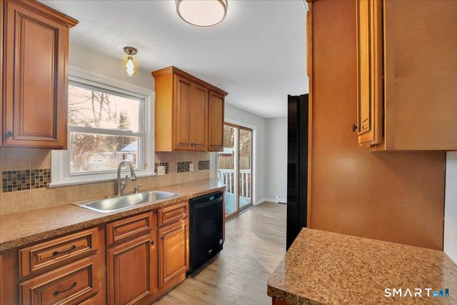 691 Baldwin Avenue, Meriden, CT 06450