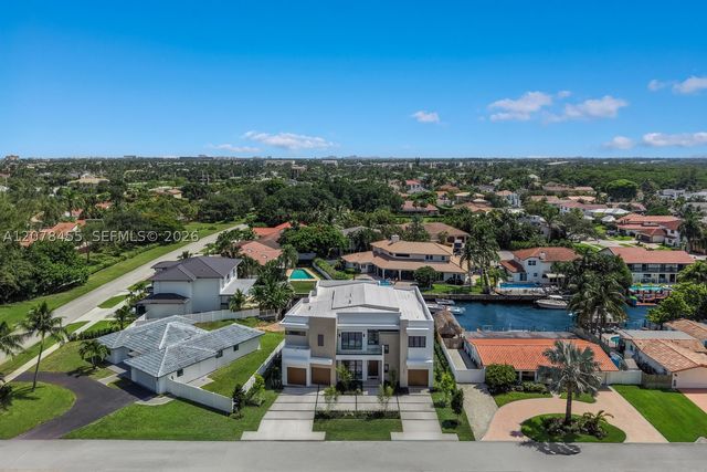 252 SW 14th Pl, Boca Raton, FL 33432
