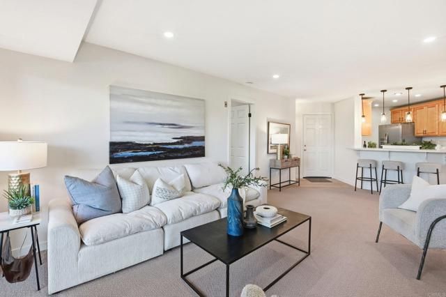 7187 Camino Degrazia 84, San Diego, CA 92111