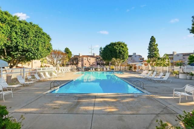 7187 Camino Degrazia 84, San Diego, CA 92111