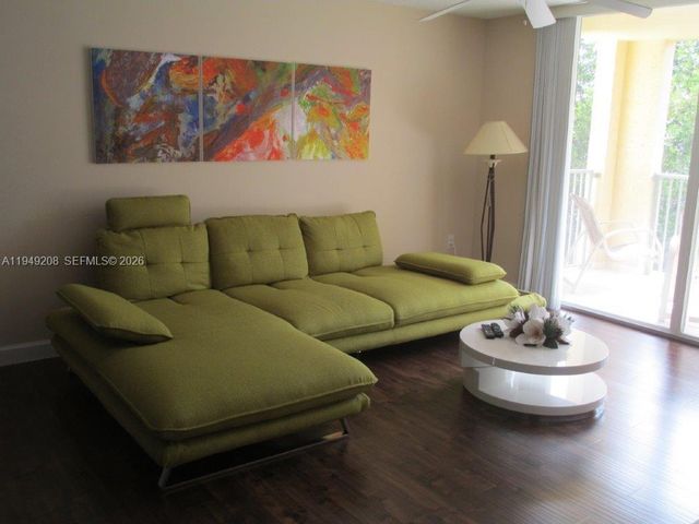 19901 E Country Club Dr 2202, Aventura, FL 33180