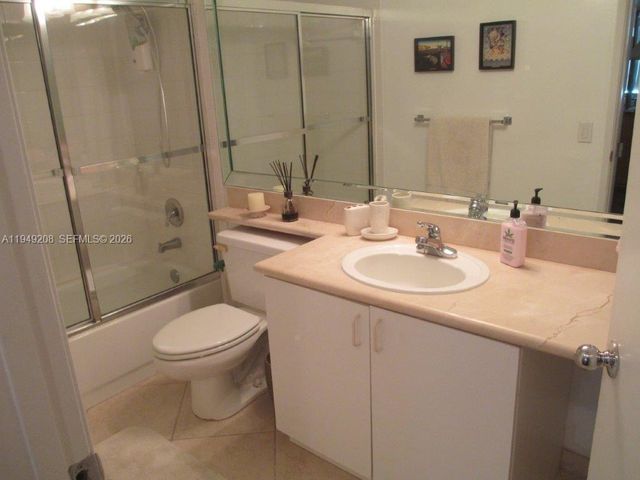 19901 E Country Club Dr 2202, Aventura, FL 33180