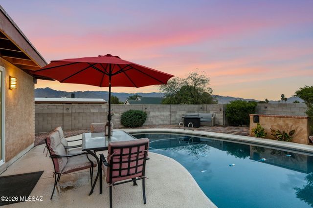 1502 N Dennis Avenue, Tucson, AZ 85715