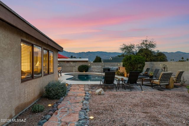 1502 N Dennis Avenue, Tucson, AZ 85715