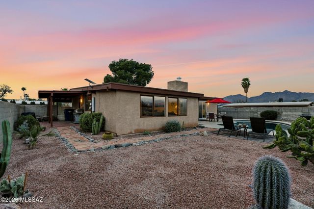 1502 N Dennis Avenue, Tucson, AZ 85715