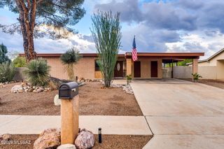 1502 N Dennis Avenue, Tucson, AZ 85715