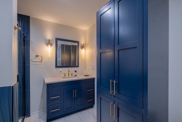 4527 Hatch Lane, Lisle, IL 60532