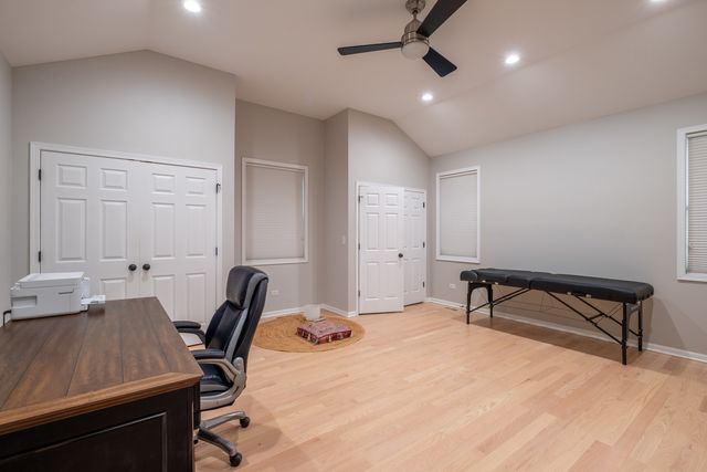 4527 Hatch Lane, Lisle, IL 60532