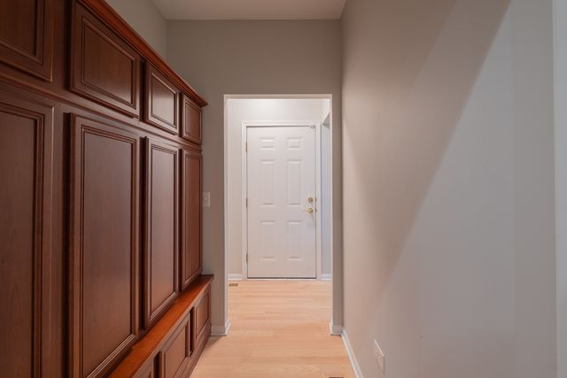 4527 Hatch Lane, Lisle, IL 60532