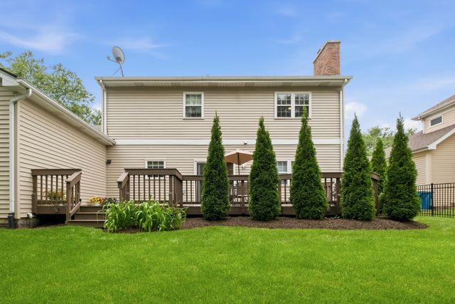 4527 Hatch Lane, Lisle, IL 60532