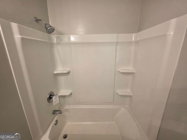 724 Country Club Dr, Monroe, GA 30655