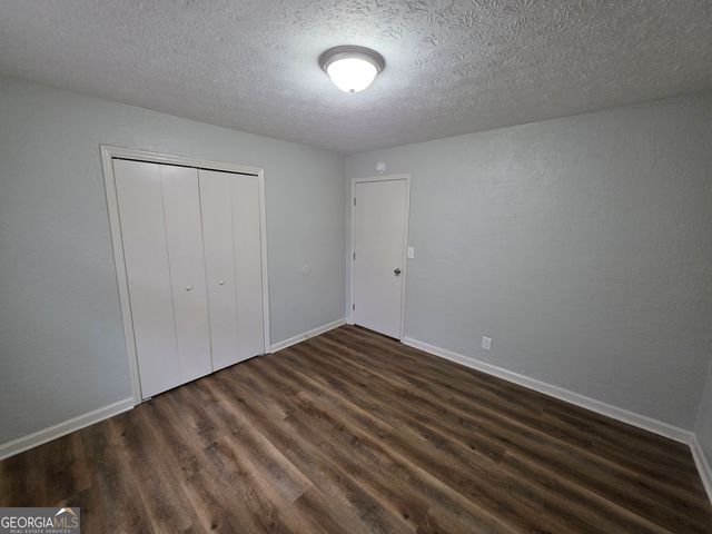 724 Country Club Dr, Monroe, GA 30655