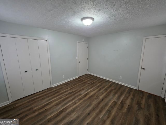 724 Country Club Dr, Monroe, GA 30655