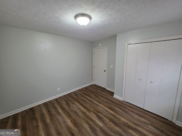 724 Country Club Dr, Monroe, GA 30655