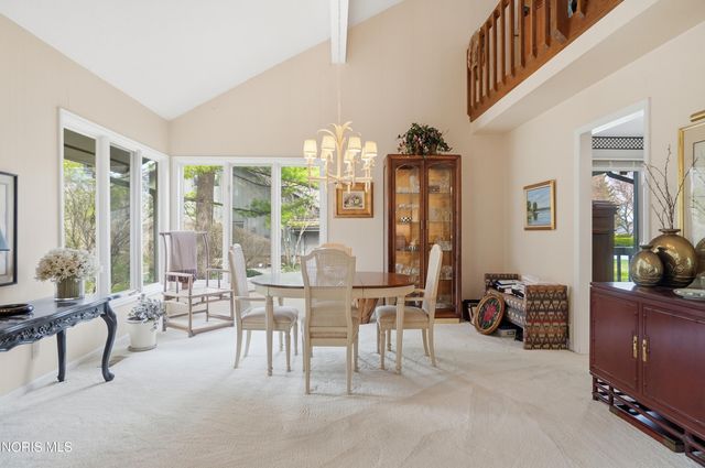 29633 Shelbourne Road, Perrysburg, OH 43551