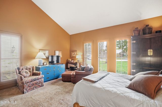 29633 Shelbourne Road, Perrysburg, OH 43551