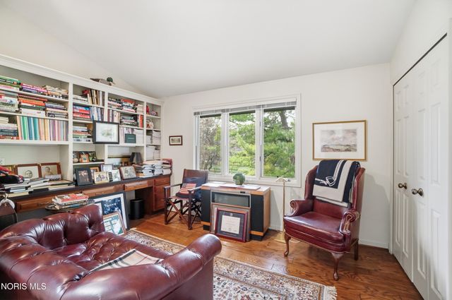 29633 Shelbourne Road, Perrysburg, OH 43551