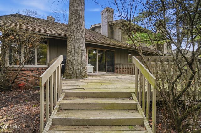 29633 Shelbourne Road, Perrysburg, OH 43551