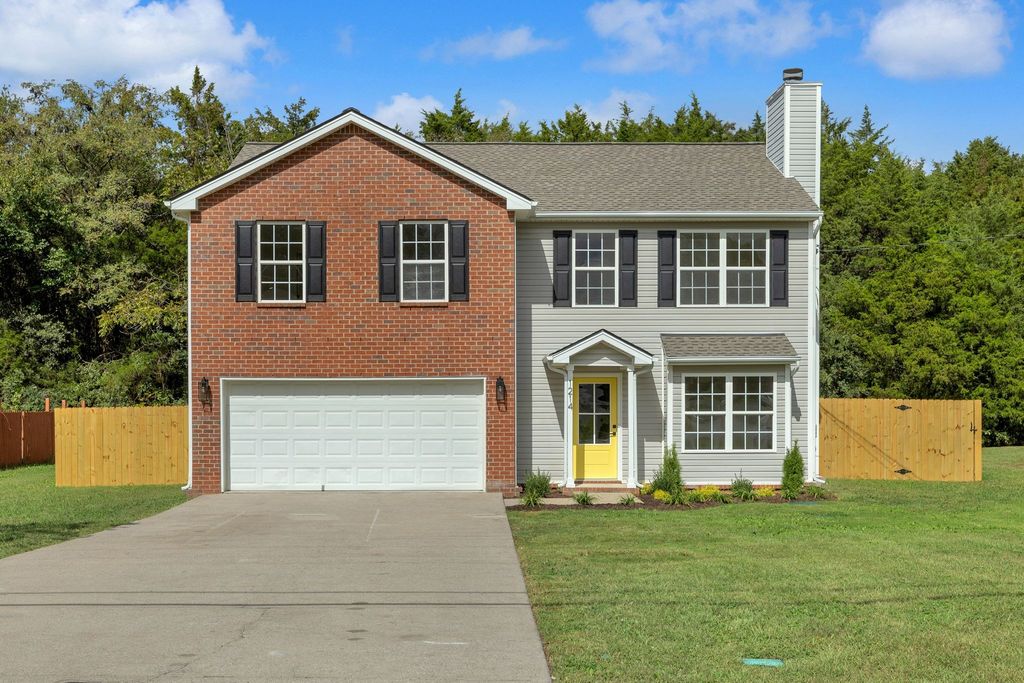 1214 California Dr, Murfreesboro, TN 37129