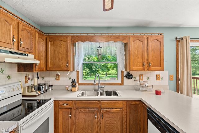 43891 Bursley Road, Wellington, OH 44090