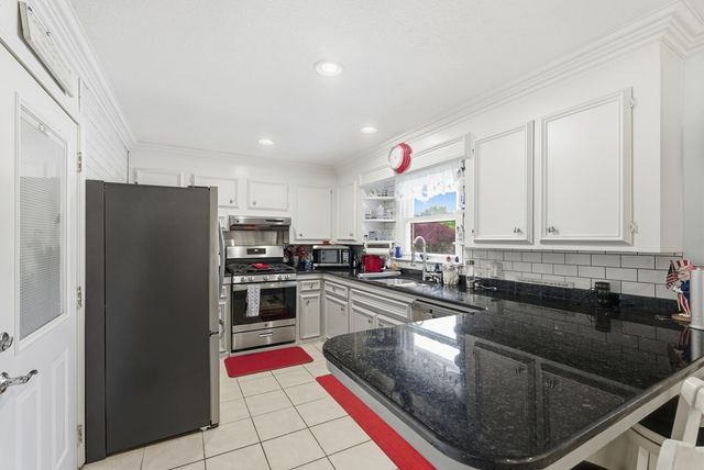418 Kenway St, Cookeville, TN 38501