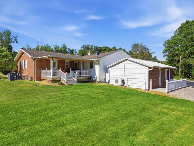 418 Kenway St, Cookeville, TN 38501