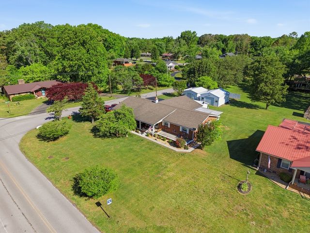 418 Kenway St, Cookeville, TN 38501