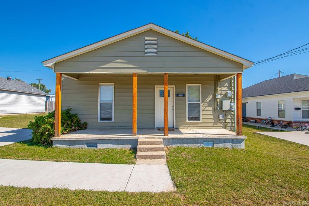 712 South Border Street, Benton, AR 72015