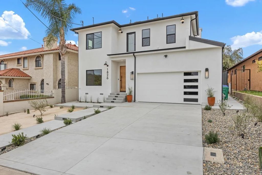 1826 Galveston St, San Diego, CA 92110