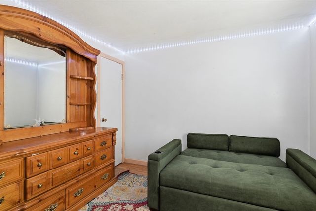 519 Prospect St, Chicopee, MA 01020
