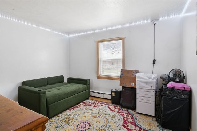 519 Prospect St, Chicopee, MA 01020