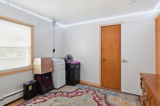 519 Prospect St, Chicopee, MA 01020