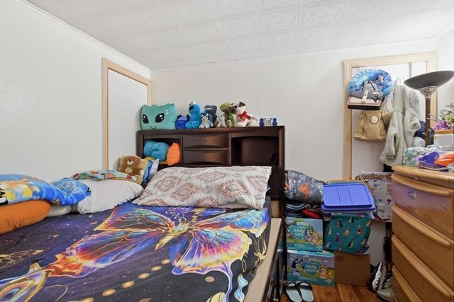 519 Prospect St, Chicopee, MA 01020