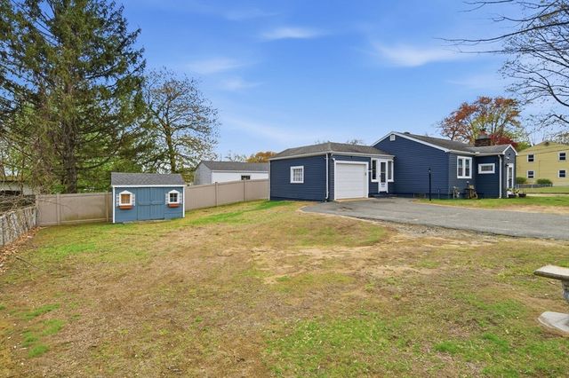 519 Prospect St, Chicopee, MA 01020