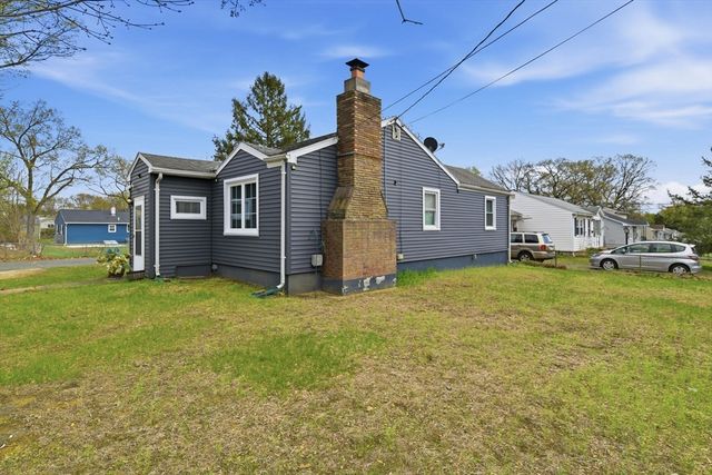 519 Prospect St, Chicopee, MA 01020