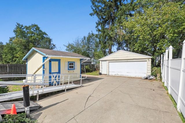 85 Youtz Avenue, Akron, OH 44301
