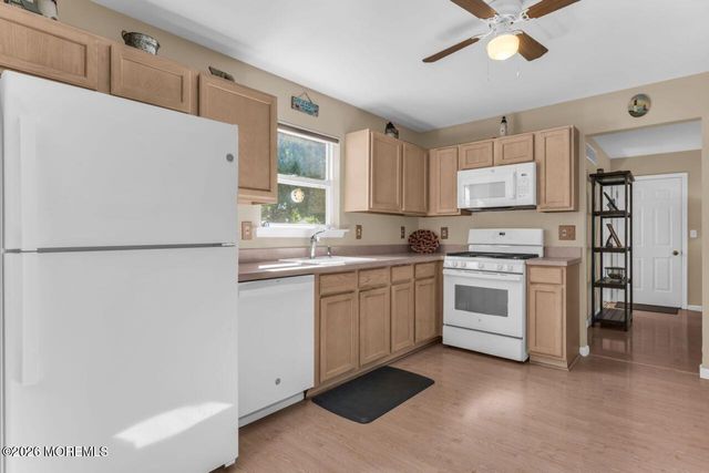 1501 Mermaid Avenue, Beachwood, NJ 08722