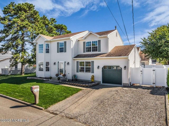1501 Mermaid Avenue, Beachwood, NJ 08722