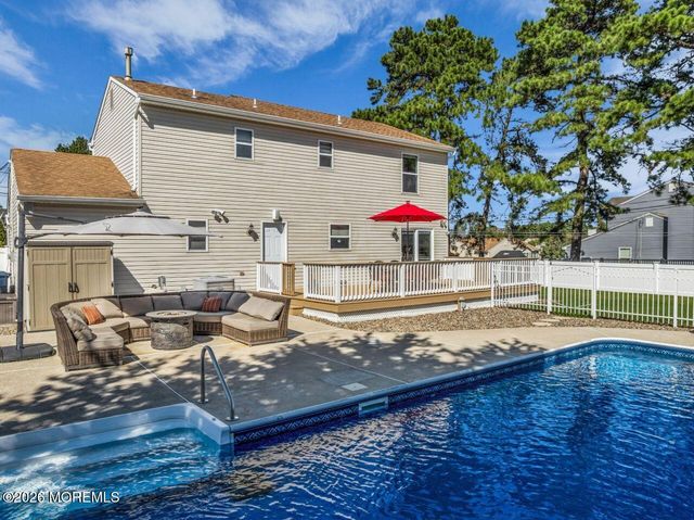 1501 Mermaid Avenue, Beachwood, NJ 08722