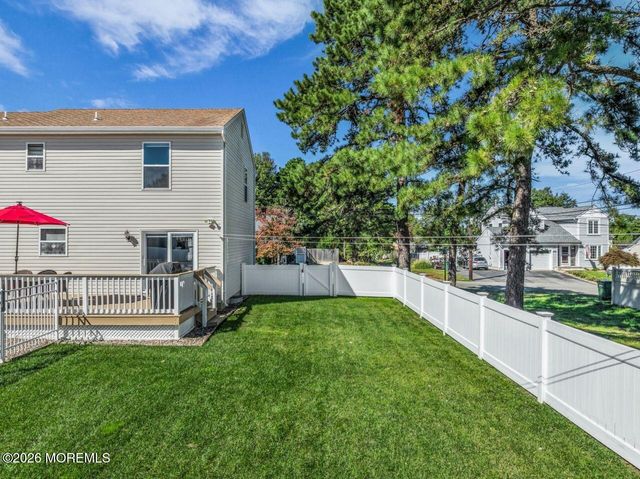 1501 Mermaid Avenue, Beachwood, NJ 08722